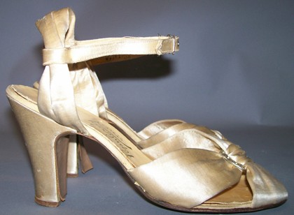 Dorothea's Closet Vintage Clothing 30s shoes vintage shoes