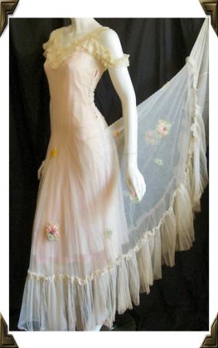 Vintage 30's gown sheer w/ crewelwork flowers