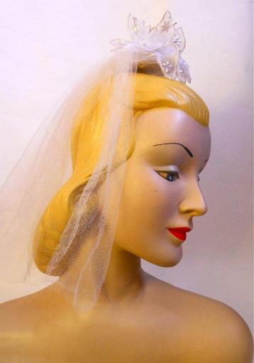vintage 40s wedding veil