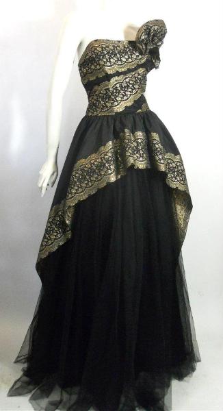Dorothea's Closet Vintage gown, 40s gown