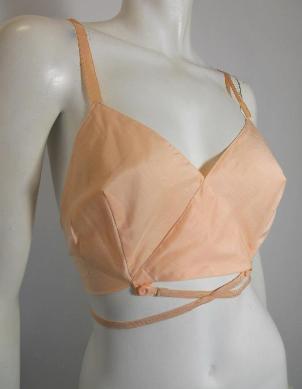 Dorothea's Closet Vintage lingerie, 40s bra, Kestos bra