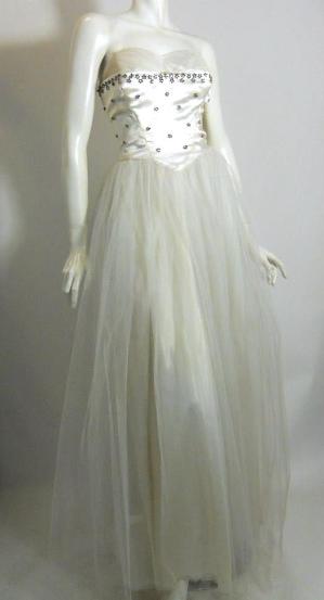 Dorothea's Closet Vintage gown, 50s gown, tulle gown