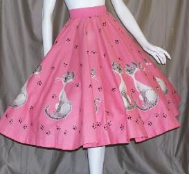 Vintage 50's Skirt DISNEY LADY and the TRAMP Si & Am Cat Print